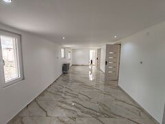 Eladó ház Csongrád