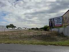 Eladó földterület Makó