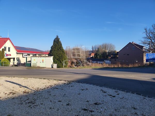 Eladó földterület Baja