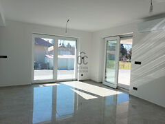 Eladó ház Keszthely, Kertváros