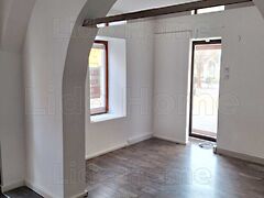 Kiadó üzleti Keszthely