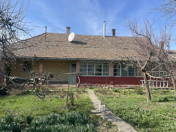 Eladó ház Szentes, Kisér