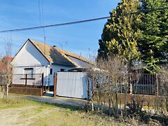 Eladó ház Örkény