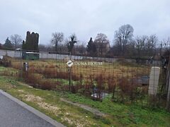 Eladó földterület Neszmély