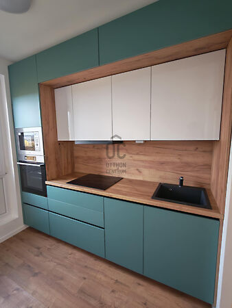 Eladó lakás Komló, Belváros