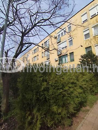 Eladó lakás Hajmáskér