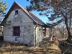 Eladó földterület Tárnok