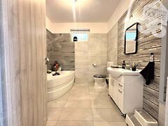 Eladó ház Helvécia