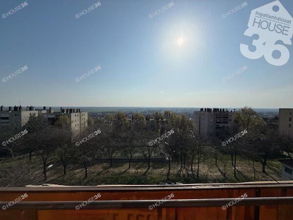 Eladó lakás Szekszárd