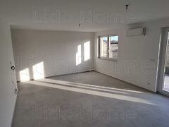 Eladó nyaraló Szántód