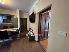 Eladó ház Téglás