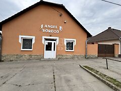 Eladó üzleti Nagybaracska