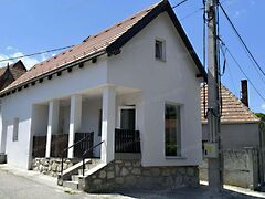 Kiadó üzleti Fertőrákos