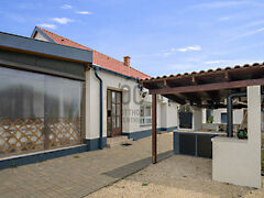 Eladó nyaraló Kővágóörs