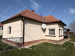 Eladó ház Sármellék