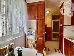 Eladó lakás Kecskemét