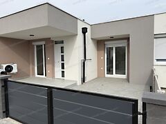 Eladó lakás Hatvan