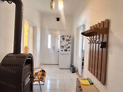 Eladó ház Újszász