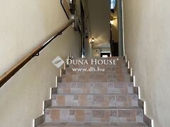Eladó lakás Pécs