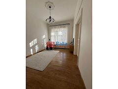 Eladó lakás Budapest, VI. kerület