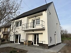 Eladó ház Baj