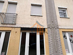 Eladó üzleti Gyula