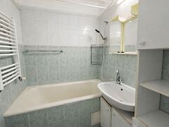 Eladó lakás Székesfehérvár