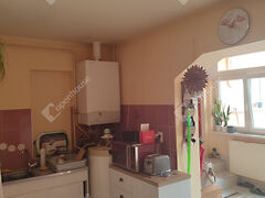 Kiadó ház Naszály