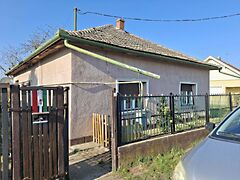 Eladó ház Szajol