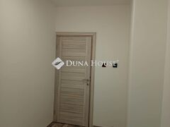 Eladó lakás Komló