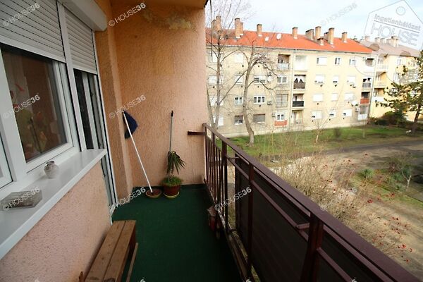 Eladó lakás Kiskőrös