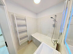 Eladó lakás Veszprém, Jutasi úti lakótelep