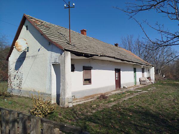 Eladó ház Aba