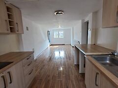 Eladó ház Komárom