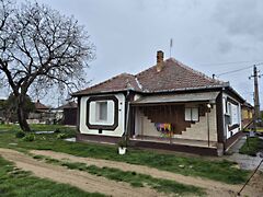 Eladó ház Kisszállás