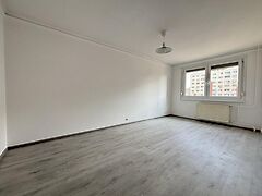 Eladó lakás Budapest, III. kerület