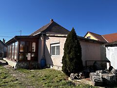 Eladó ház Lesencetomaj