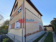 Eladó ház Budapest, XV. kerület