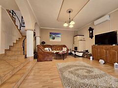 Eladó ház Vonyarcvashegy