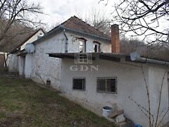 Eladó földterület Sümeg