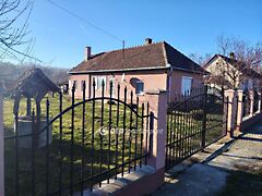 Eladó ház Kölcse