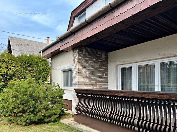 Eladó ház Budakalász