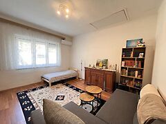 Eladó ház Budapest, III. kerület