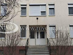 Eladó lakás Hajmáskér