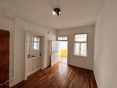 Eladó ház Budapest, III. kerület