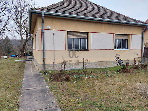 Eladó ház Csővár