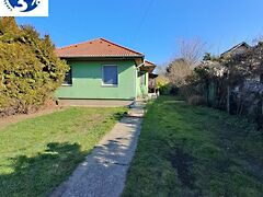 Eladó ház Monor, Központ