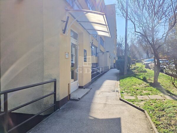 Eladó lakás Zalaegerszeg