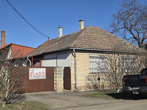 Eladó ház Mád
