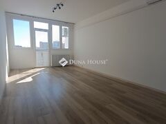 Eladó lakás Kecskemét